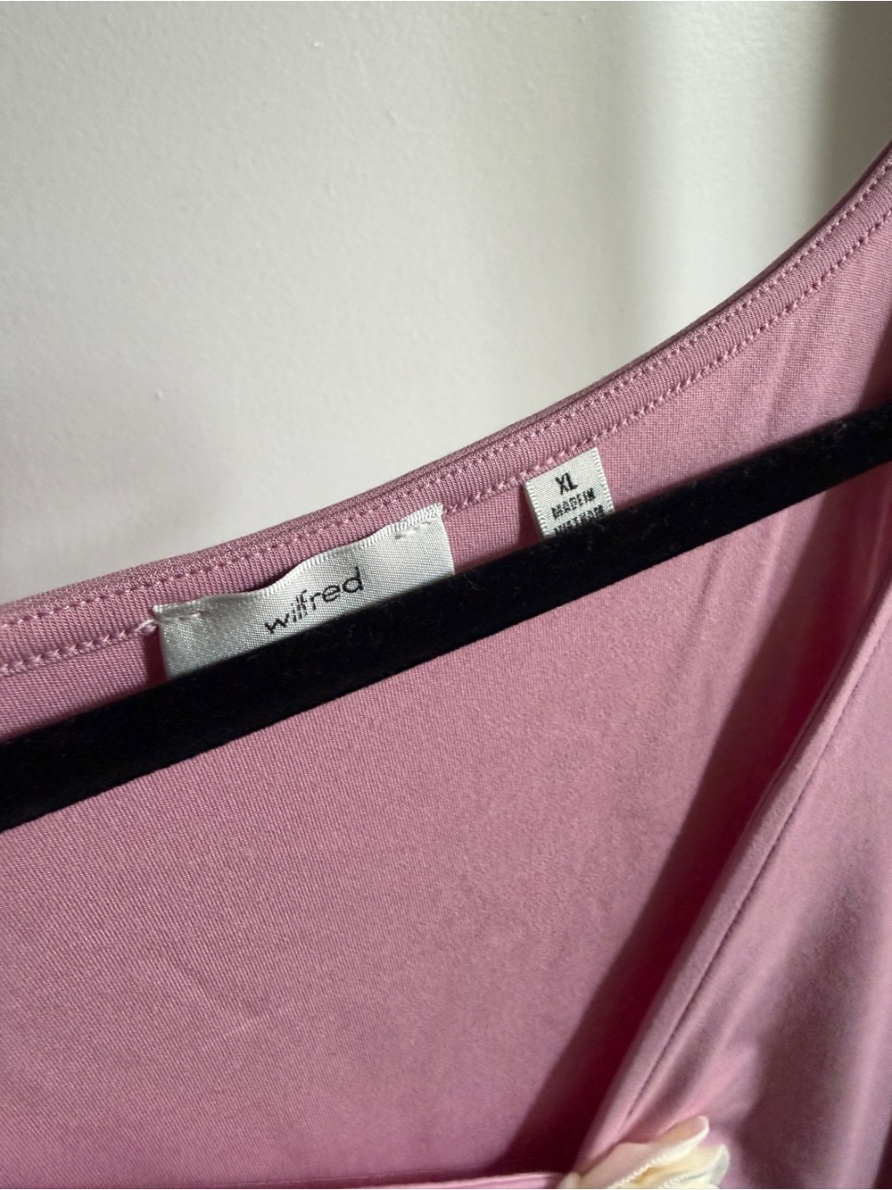 NWOT Aritzia Wilfred Goodlux Bloom Pink Tank Top with Center Rosette XL Womens - Picture 11 of 13